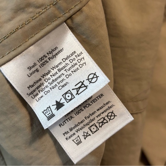 NWT Eddie Bauer Adventurer Hiking Vest, size 2xl - Picture 11 of 11